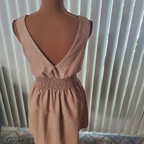 V Neck Dress - Picture 3 of 6